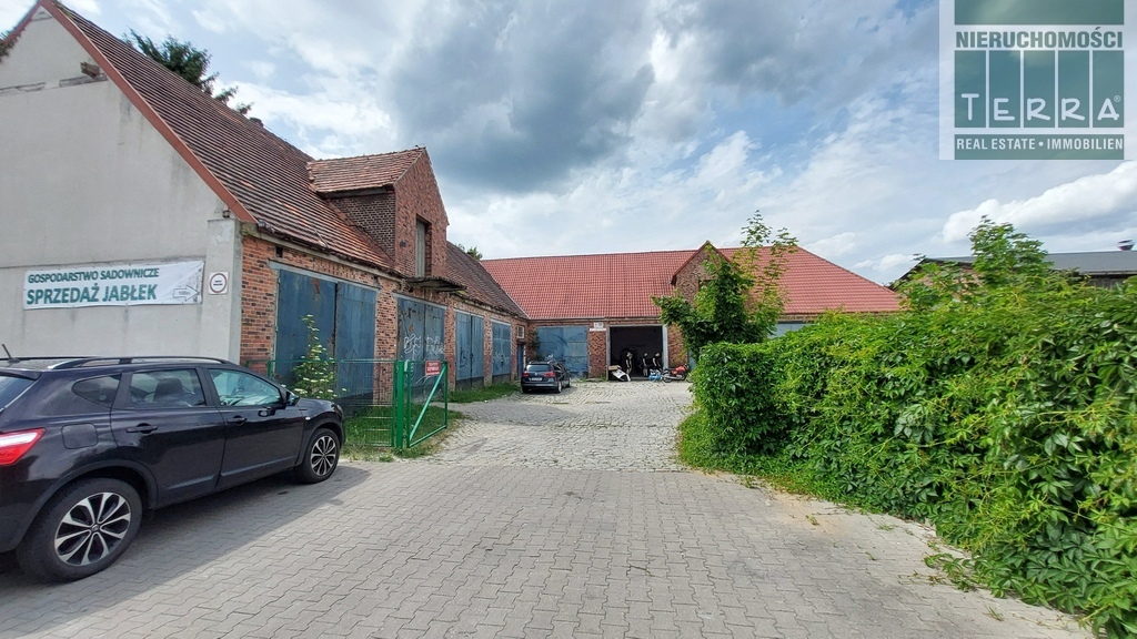 Działka komercyjna z zabudowaniami w centrum! (13)