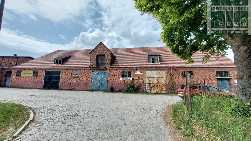 Działka komercyjna z zabudowaniami w centrum! (15)