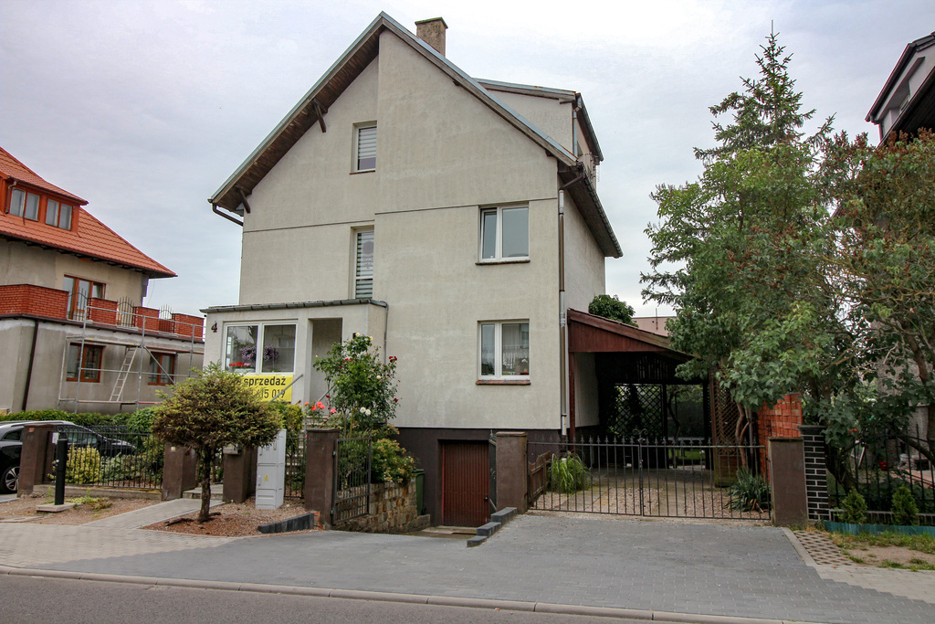 Dom |centrum| 2 garaże | ogród | Bez prowizji! (2)