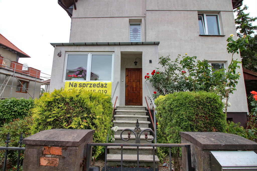 Dom |centrum| 2 garaże | ogród | Bez prowizji! (25)