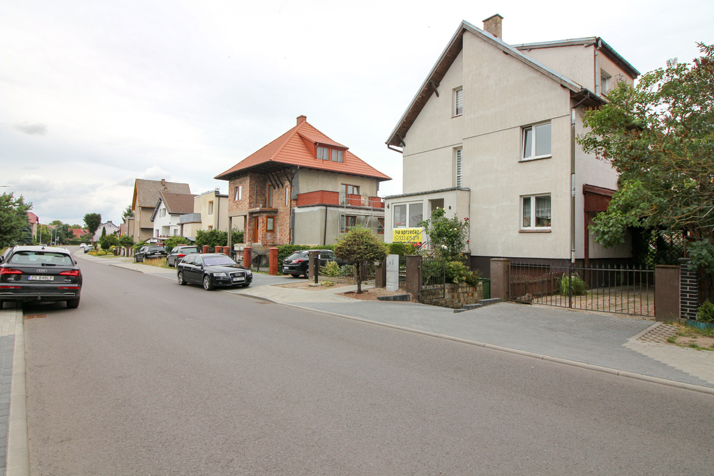 Dom |centrum| 2 garaże | ogród | Bez prowizji! (26)