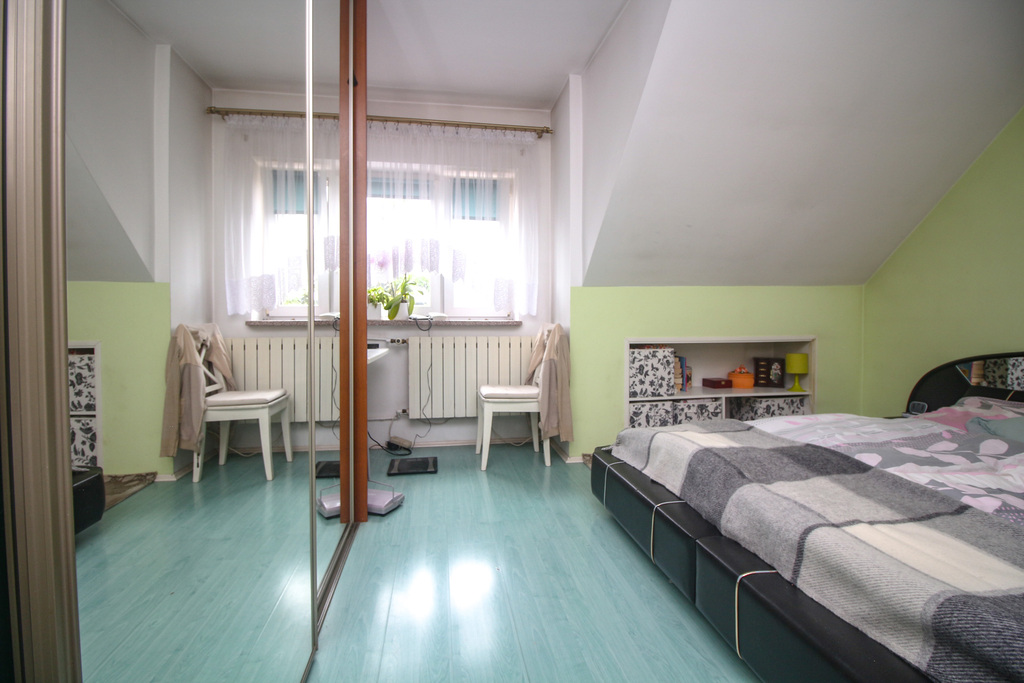 Dom |centrum| 2 garaże | ogród | Bez prowizji! (19)