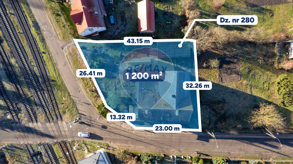 OKAZJA! Budynek z rampą, 350 m od jeziora! (4)