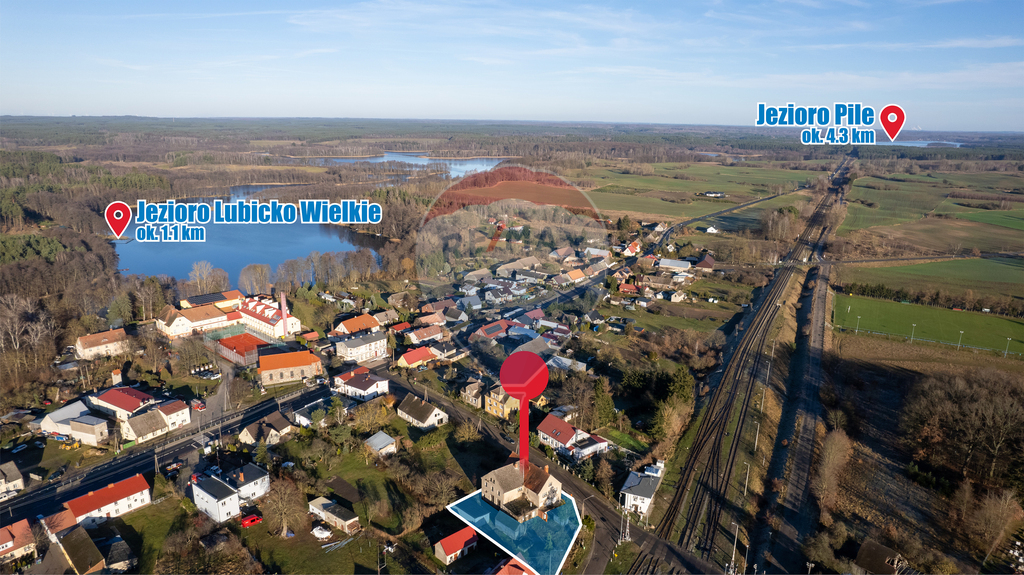 OKAZJA! Budynek z rampą, 350 m od jeziora! (1)