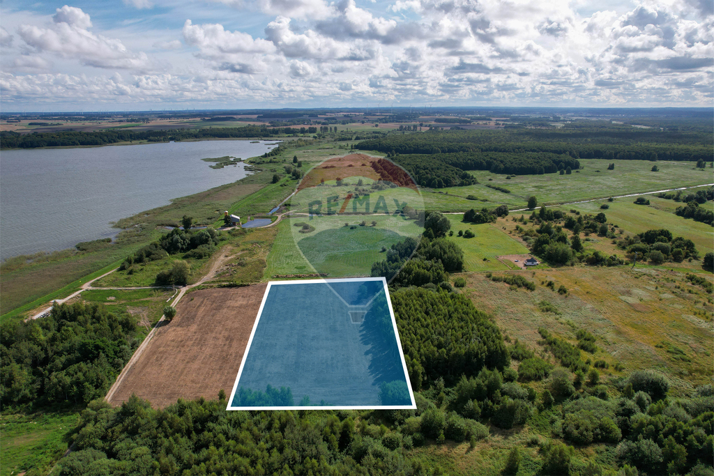 Atrakcyjna działka 150 m od jeziora Jamno! (12)
