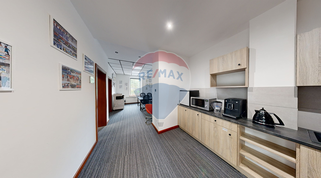 Lokal biurowy 142,48 m2 z dużym potencjałem! (13)