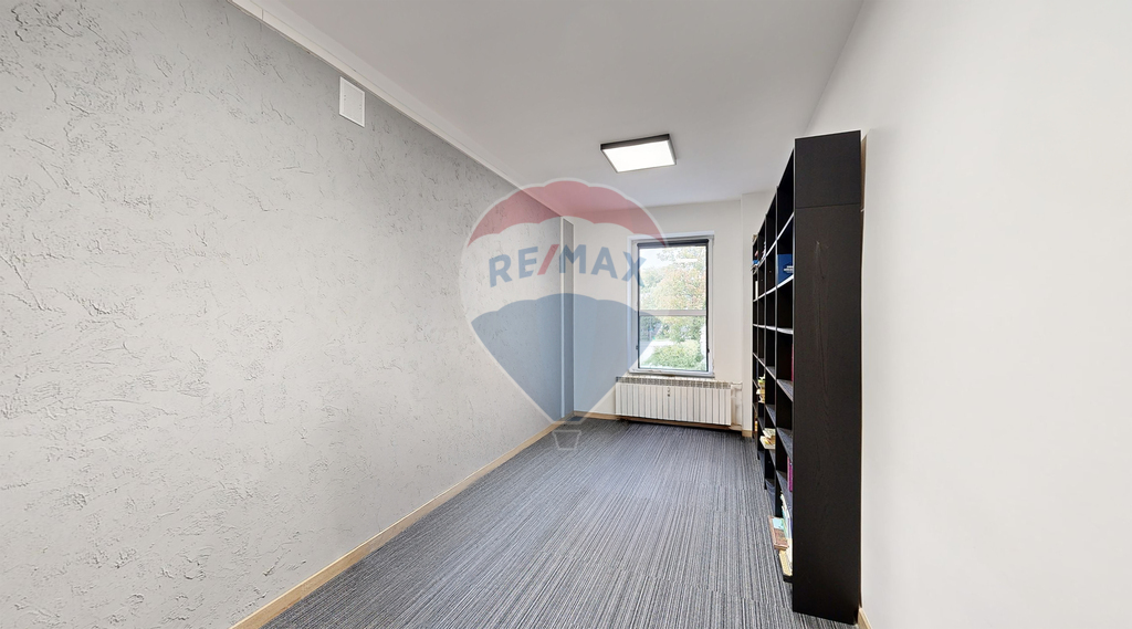 Lokal biurowy 142,48 m2 z dużym potencjałem! (17)