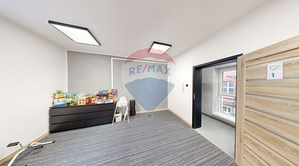 Lokal biurowy 25,64 m2 z dwoma pokojami! (2)