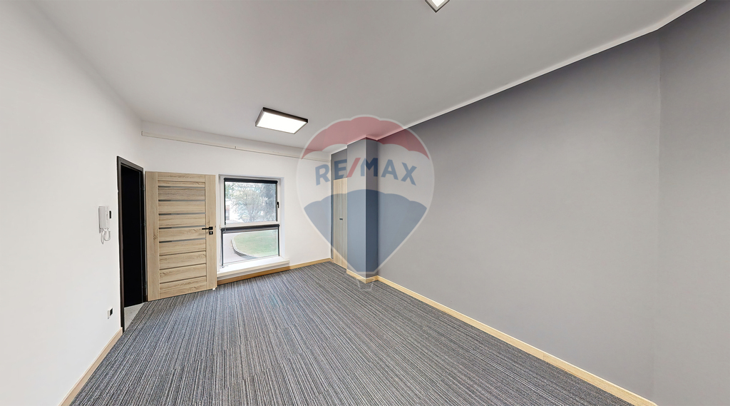 Lokal biurowy 31,44 m2 z dwoma pokojami! (1)
