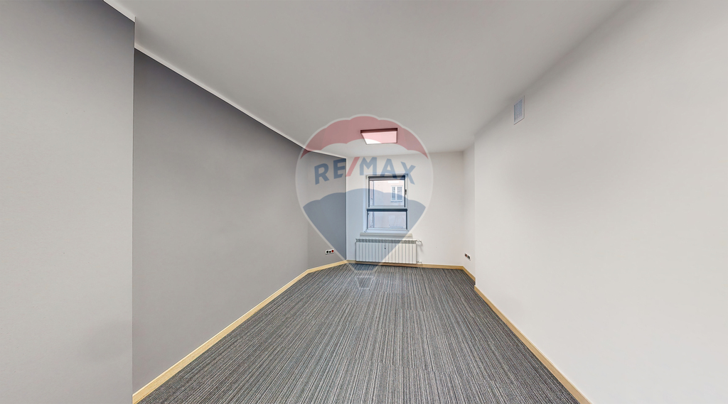 Lokal biurowy 31,44 m2 z dwoma pokojami! (3)