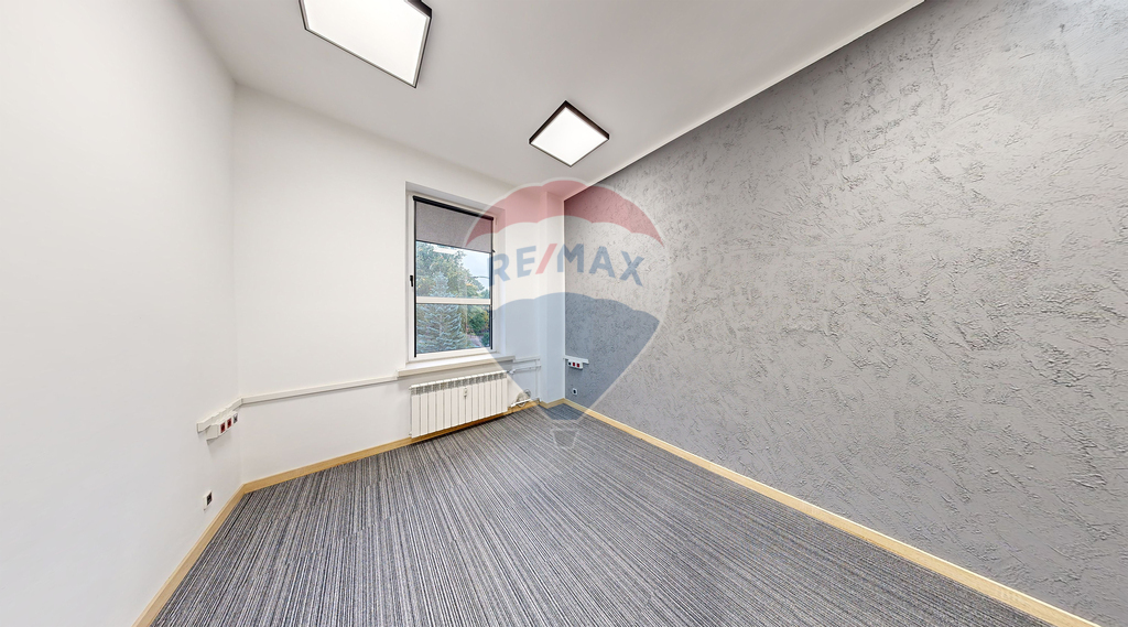 Lokal biurowy 38,18 m2 z potencjałem! (5)