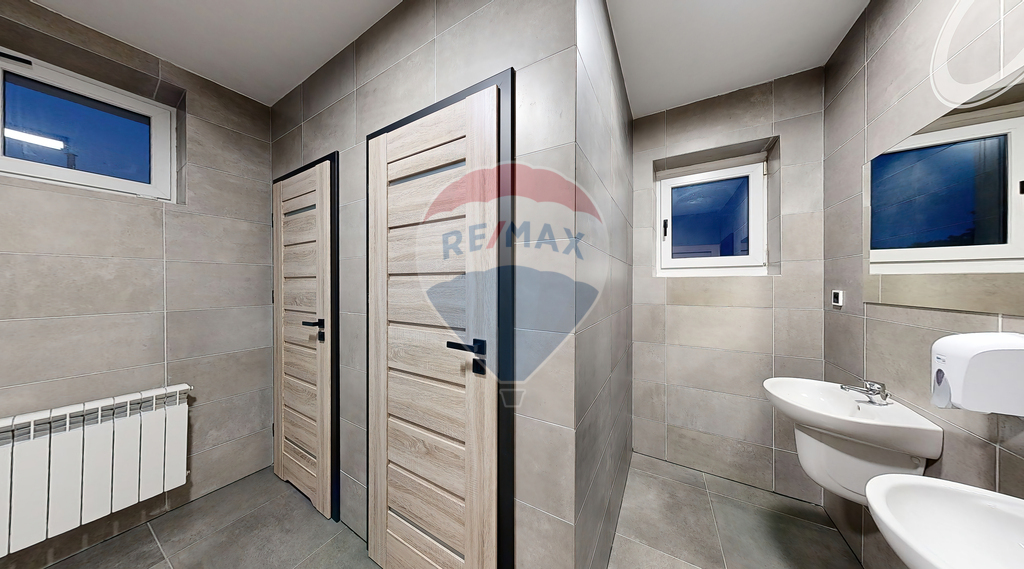 Lokal biurowy 14,38 m2 na II piętrze biurowca! (14)