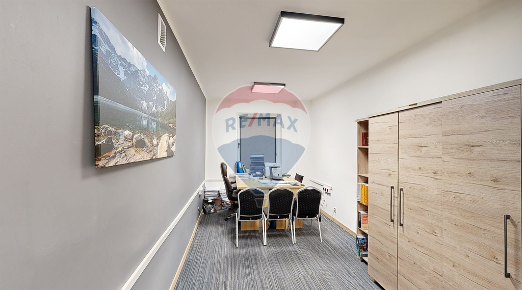 Lokal biurowy 32,08 m2 na III piętrze biurowca! (2)