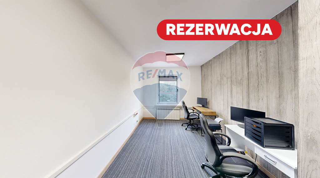 Lokal biurowy 13,89 m2 na III piętrze biurowca! (1)