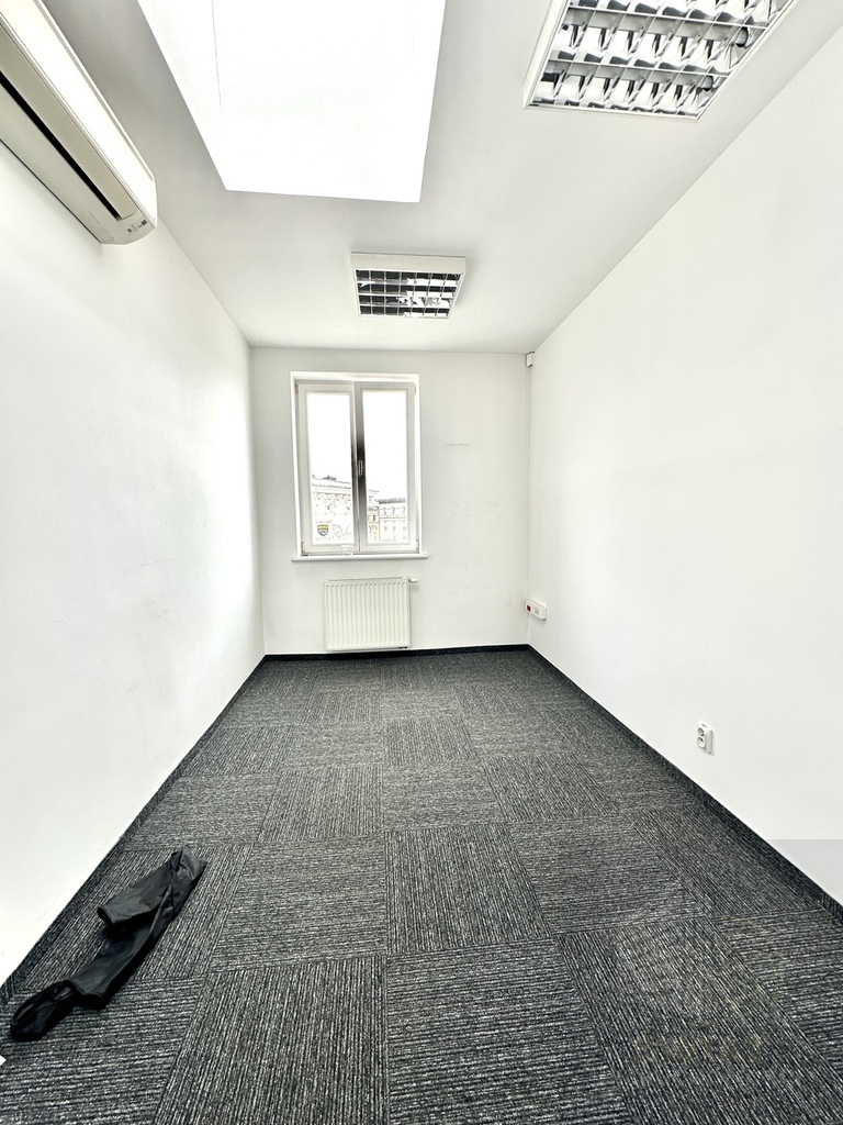 Lokal na wynajem 75,4 m2 (4)