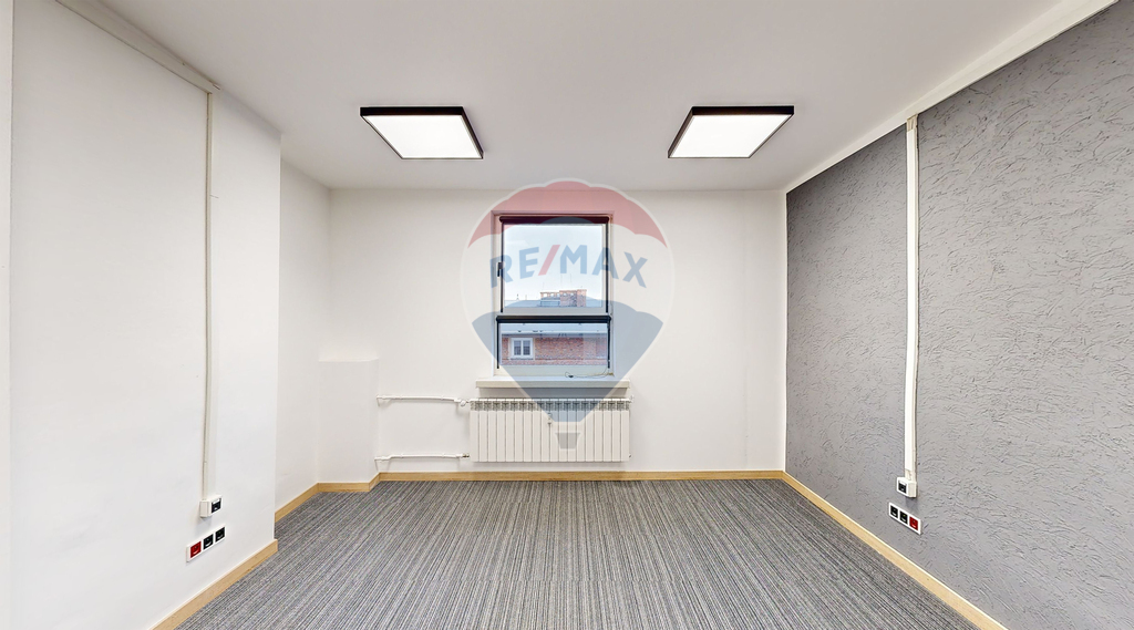 Lokal biurowy 27,05 m2 na IV piętrze biurowca! (1)