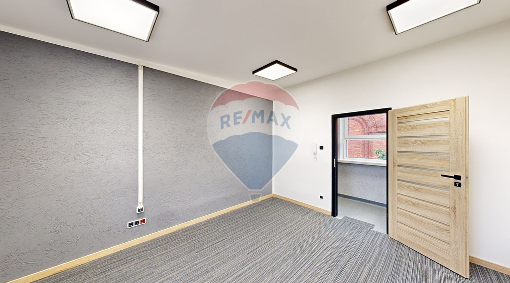 Lokal biurowy 27,05 m2 na IV piętrze biurowca! (3)