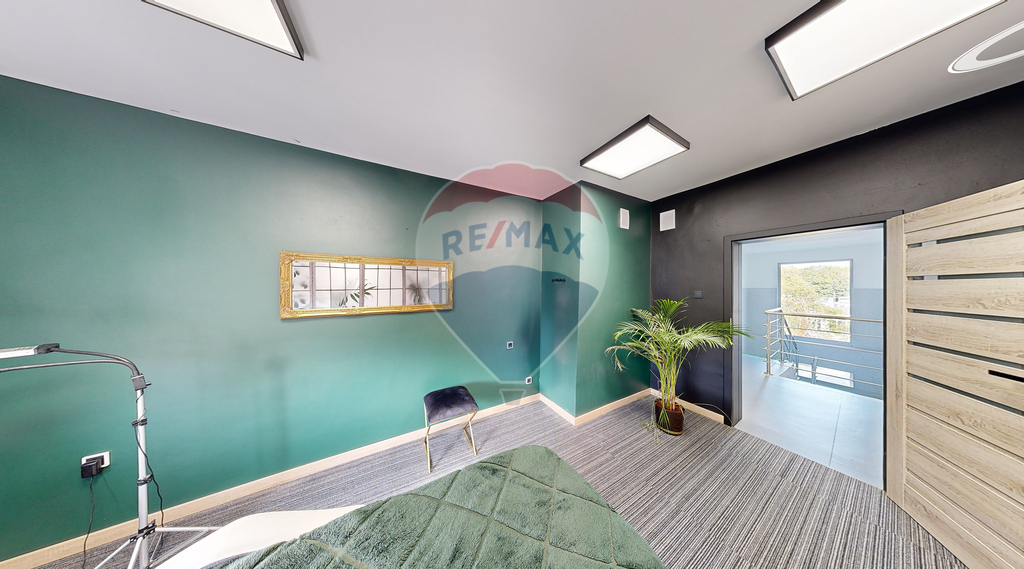 Lokal biurowy 14,31 m2 na IV piętrze biurowca! (15)