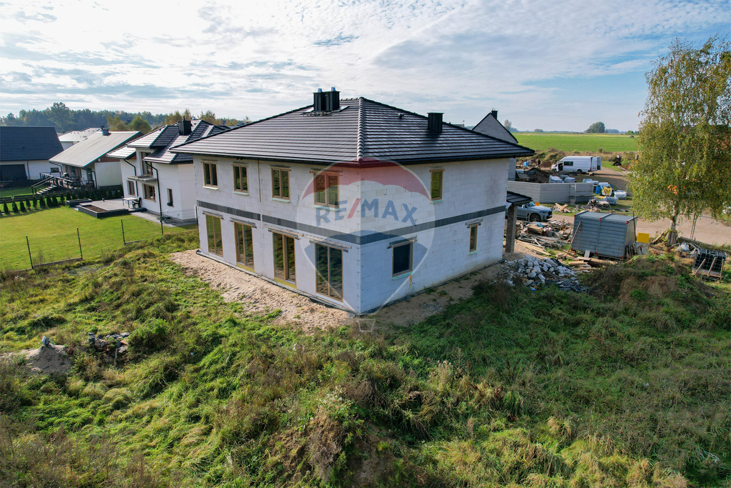 Atrakcyjny bliźniak w Niekłonicach!!! (14)