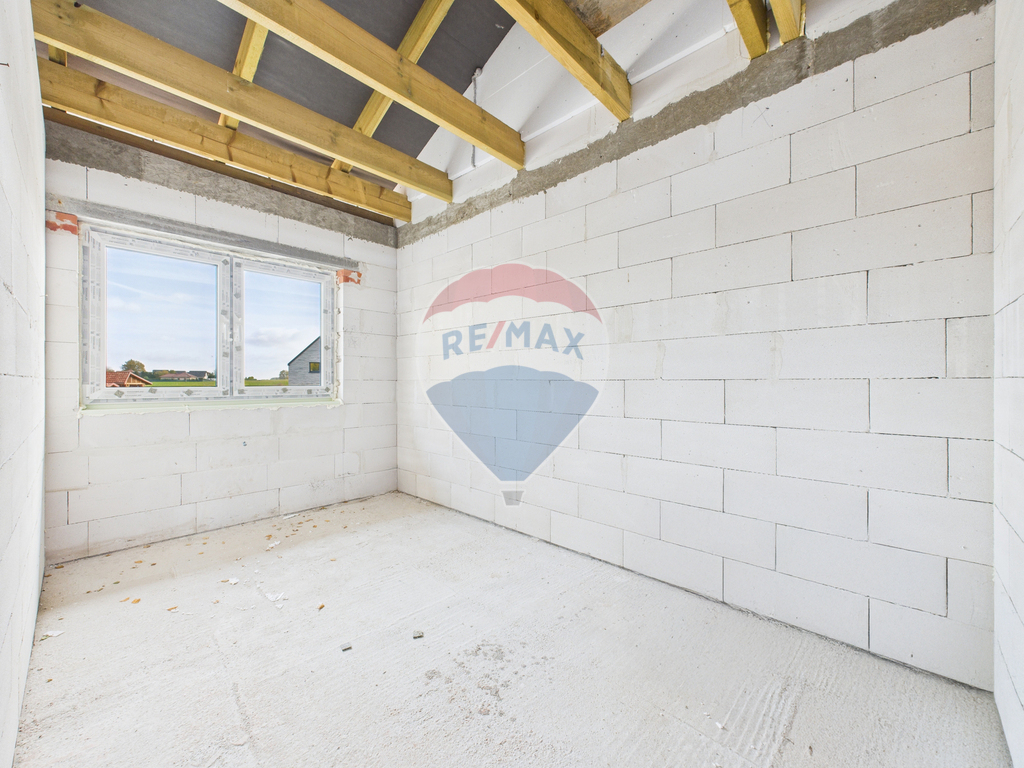 Atrakcyjny bliźniak w Niekłonicach!!! (15)