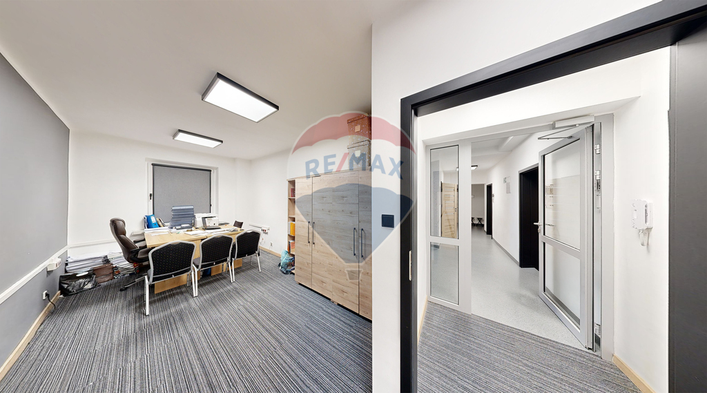 Lokal biurowy 32,08 m2 na III piętrze biurowca! (2)