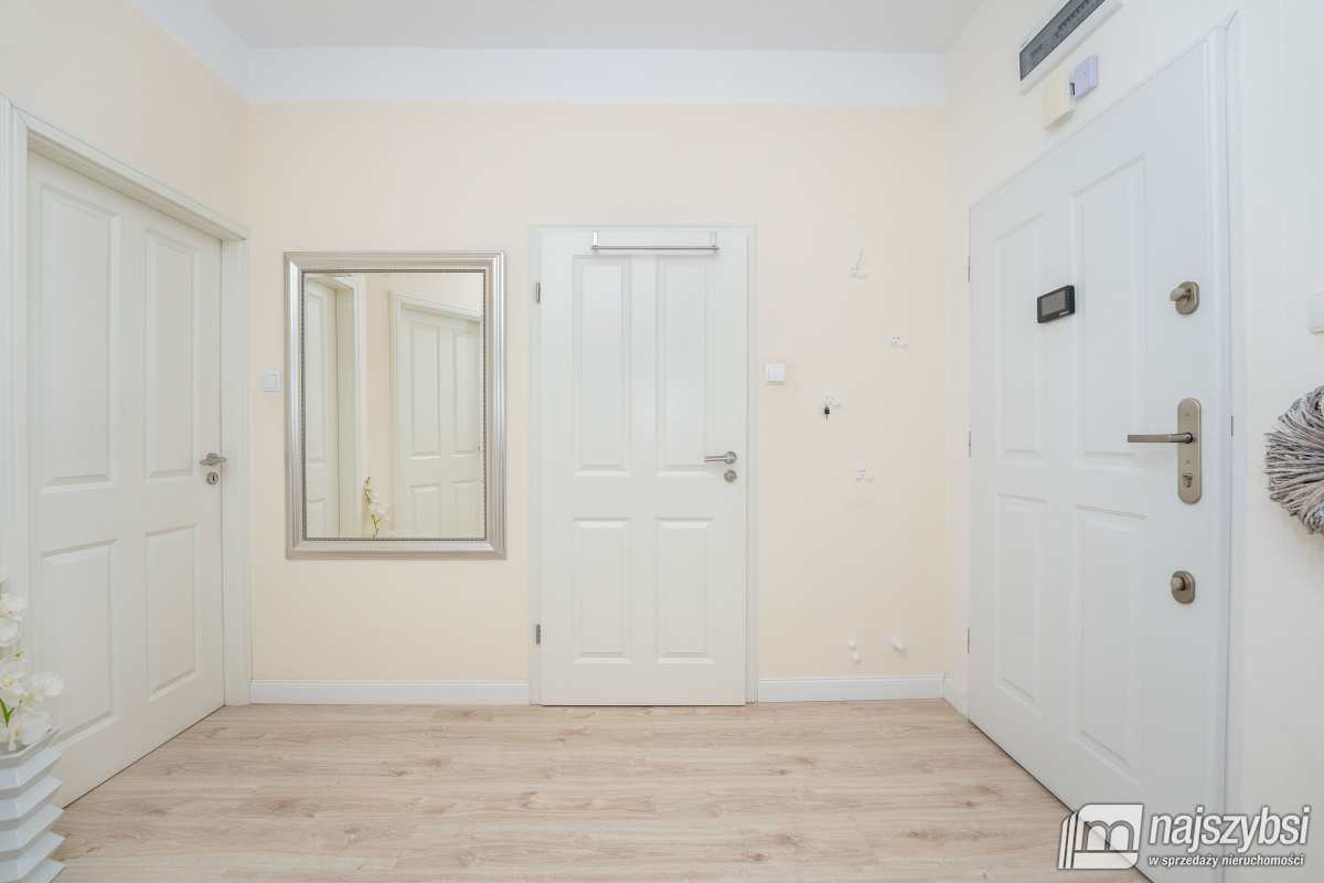 KOŁOBRZEG-MIESZKANIE 118m2 2 TARASY WIDOK NA MORZE (21)