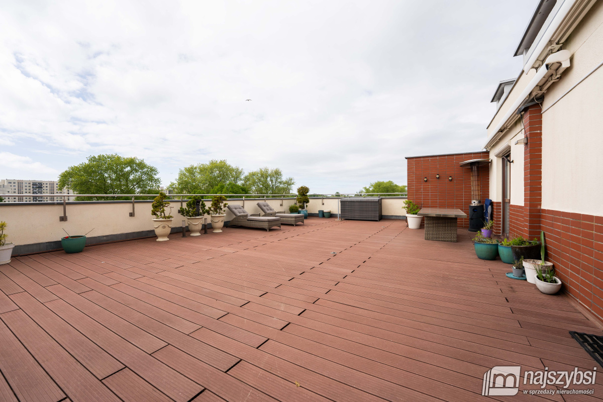 KOŁOBRZEG-MIESZKANIE 118m2 2 TARASY WIDOK NA MORZE (23)