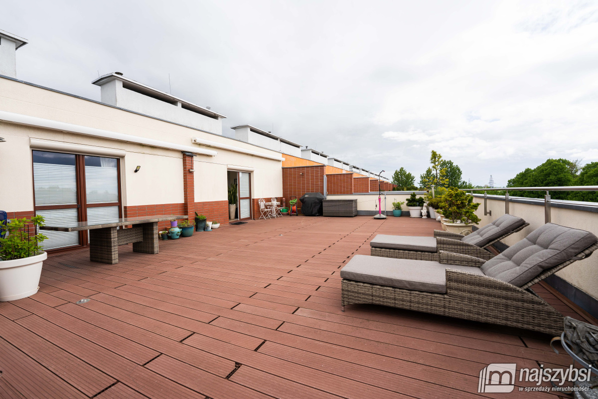 KOŁOBRZEG-MIESZKANIE 118m2 2 TARASY WIDOK NA MORZE (24)