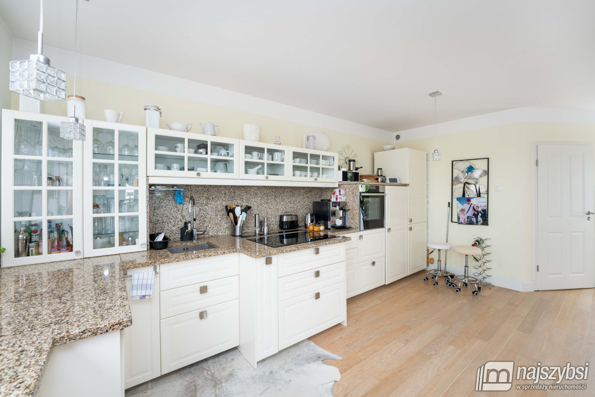 KOŁOBRZEG-MIESZKANIE 118m2 2 TARASY WIDOK NA MORZE (6)