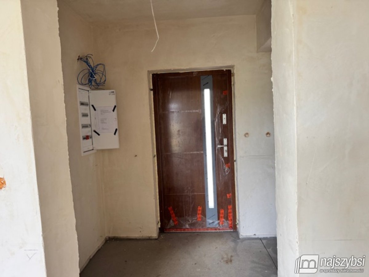 GOLENIÓW - Dom w stanie deweloperskim (2)