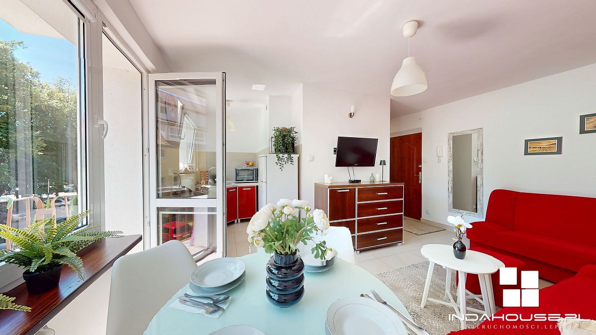 M2, 2 pokojowe nad morzem. I p., balkon. Podczele (2)