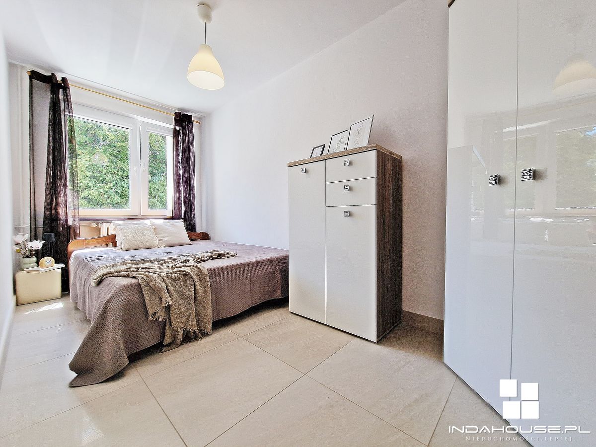 M2, 2 pokojowe nad morzem. I p., balkon. Podczele (6)