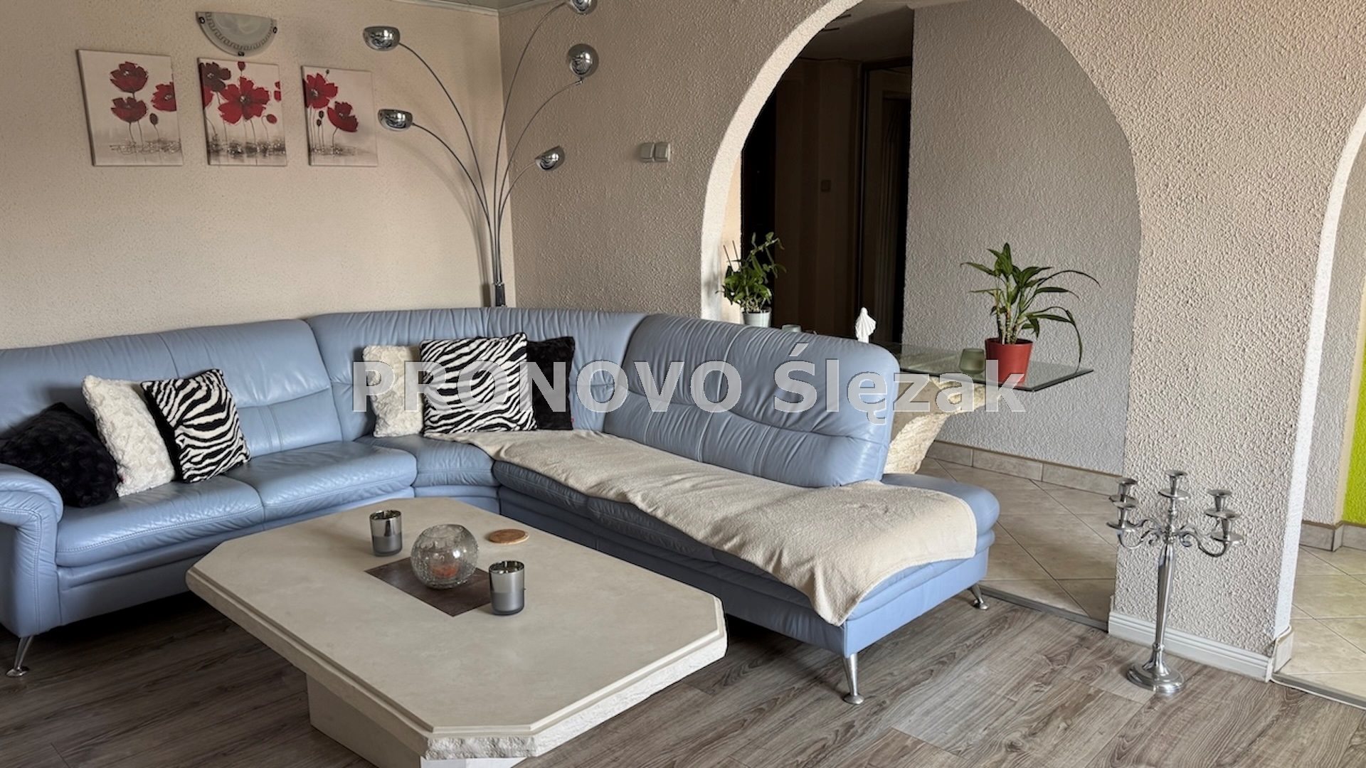 Klimatyczne 55m z widokiem na Ostrów Tumski. (1)