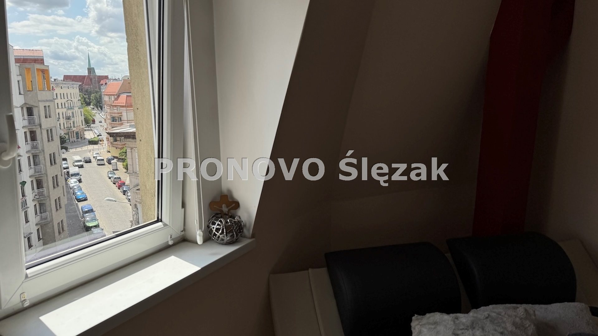 Klimatyczne 55m z widokiem na Ostrów Tumski. (8)