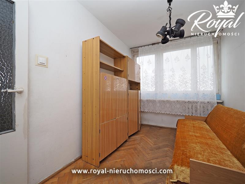 3 pokoje z loggią w dobrej cenie ! (8)