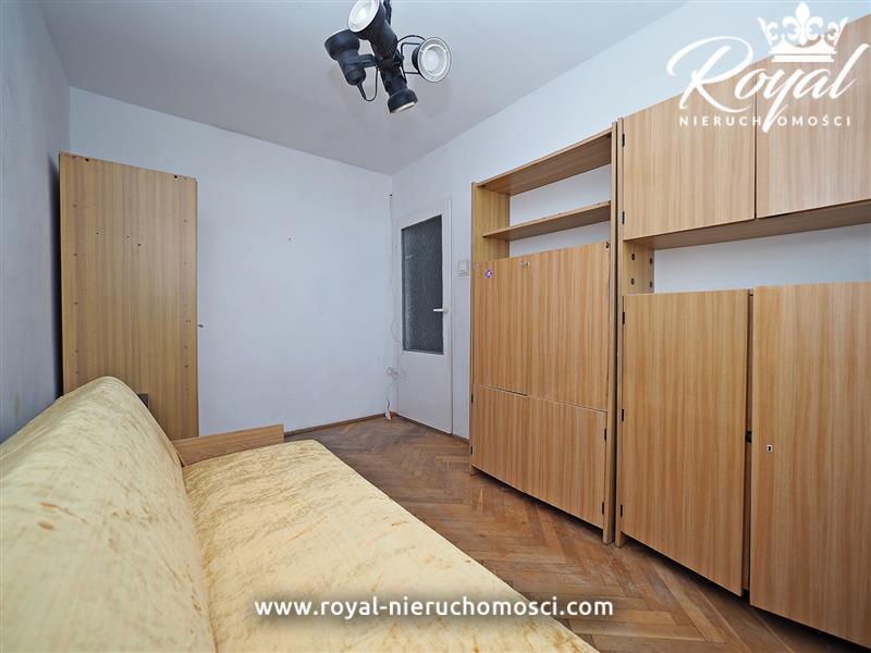 3 pokoje z loggią w dobrej cenie ! (9)