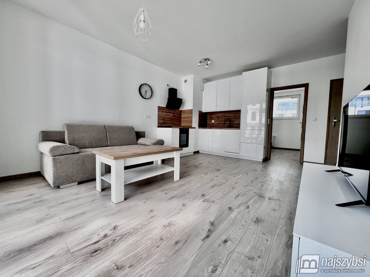 Kołobrzeg-2 pok. 37,29m2 z miejscem postojowym (2)