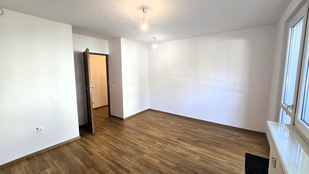 2 pokoje, balkon, parter-obok Hanza, po remoncie! (6)