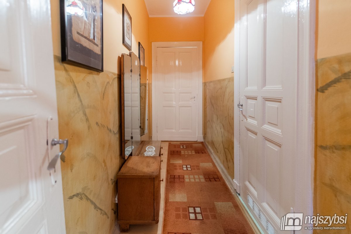 Świnoujście - mieszkanie w kamienicy z potencjałem (10)