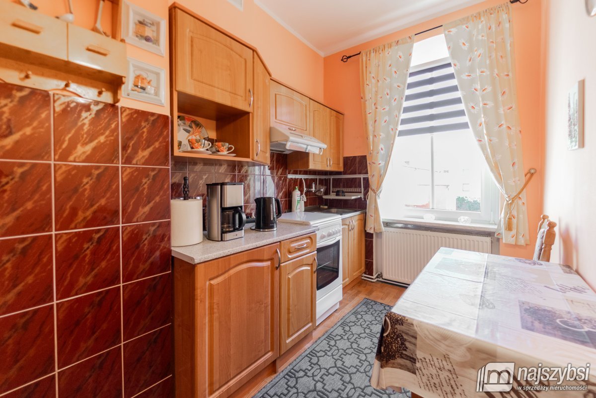 Świnoujście - mieszkanie w kamienicy z potencjałem (14)