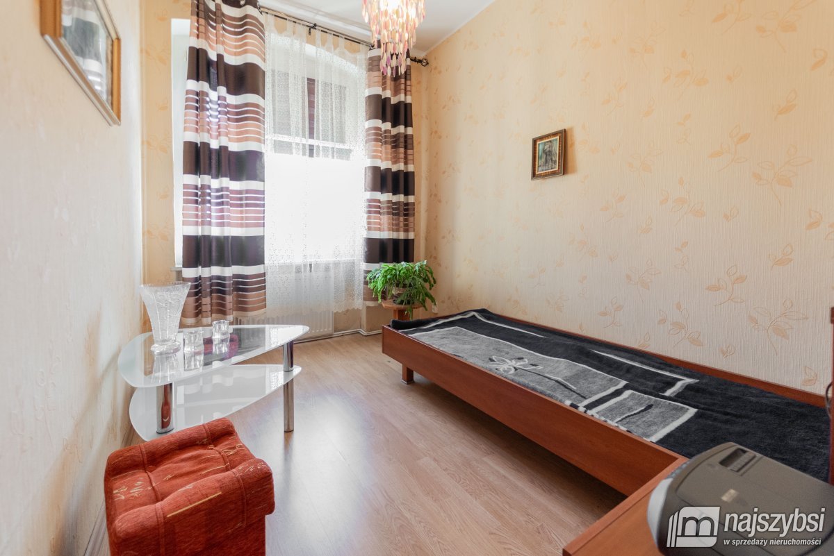 Świnoujście - mieszkanie w kamienicy z potencjałem (15)