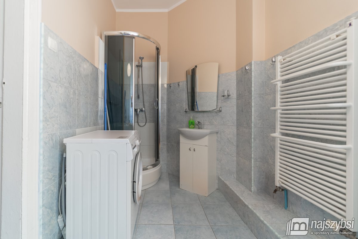 Świnoujście - mieszkanie w kamienicy z potencjałem (9)