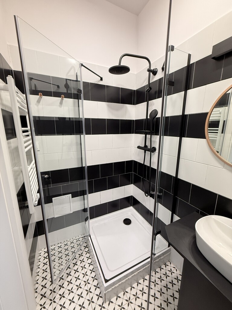 Komfortowe 2-pokojowe mieszkanie w ścisłym centrum (13)