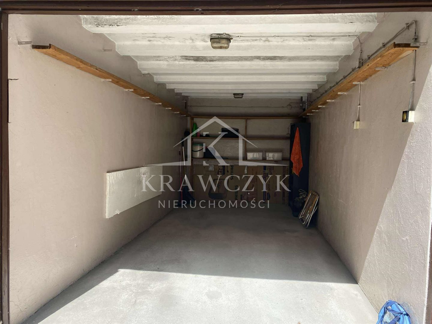 Garaż 15 m2 - Centrum, ul. Plac Lotników (2)