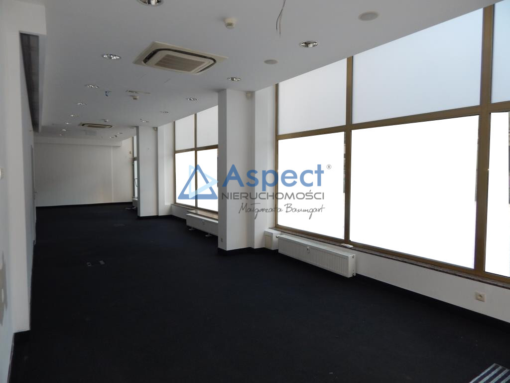 Wynajem - atrakcyjny lokal, Centrum, 118 m2. (1)