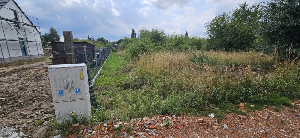 DZIAŁKA POD BUDOWĘ DOMU WŚRÓD ZIELENI (3)
