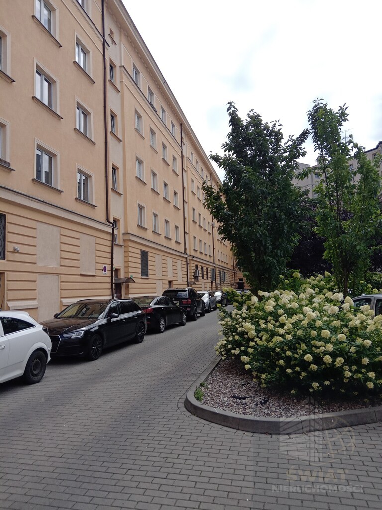 Centrum, Aleja Fontann 2pok. 49m2 cena 379 zł (3)