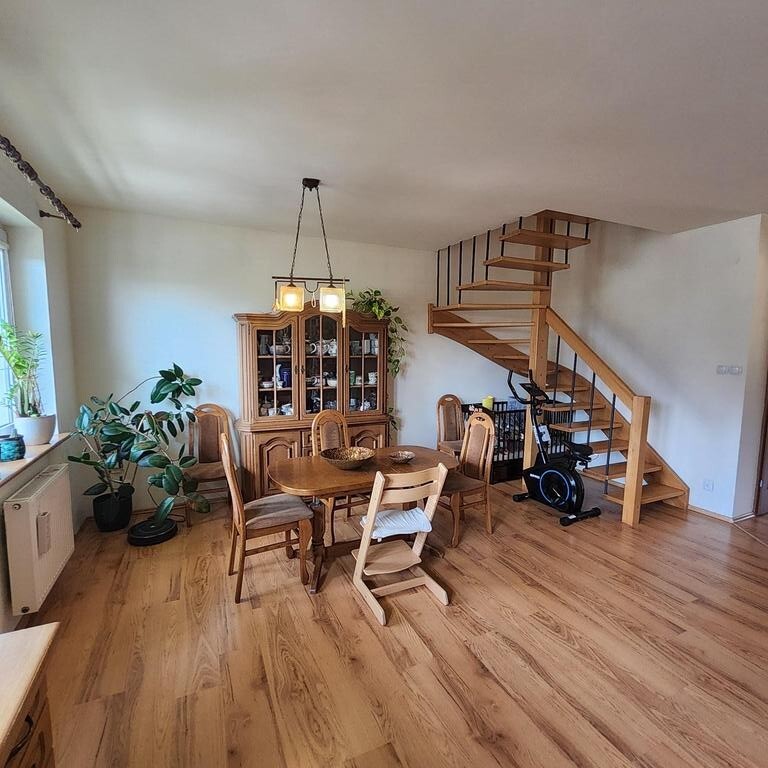 Przestronne 4 pokoje z balkonem i garażem. (6)