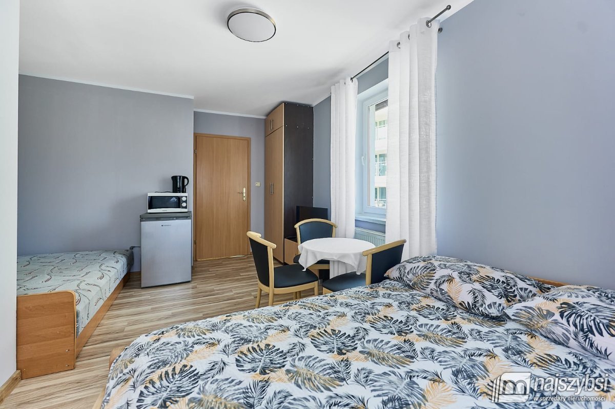 Międzyzdroje - 10 pokoi wczasowych 200 m od morza (17)