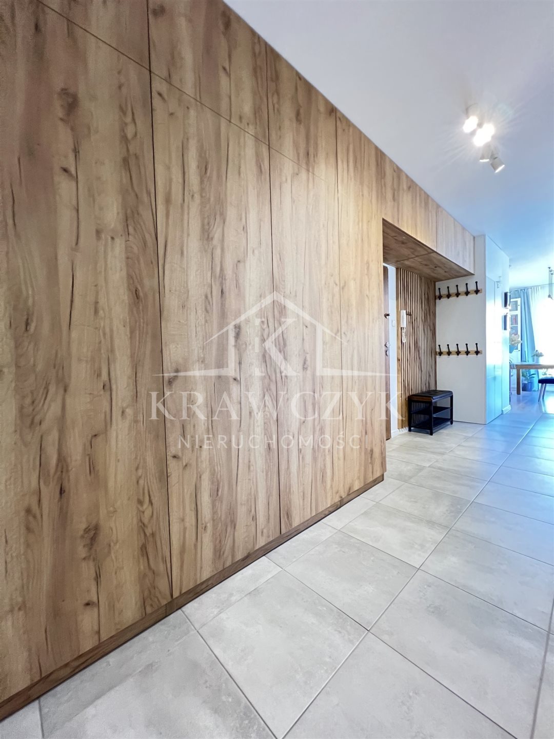 3 pokoje, 2piętro, winda, balkon, komórka-GUMIEŃCE (10)